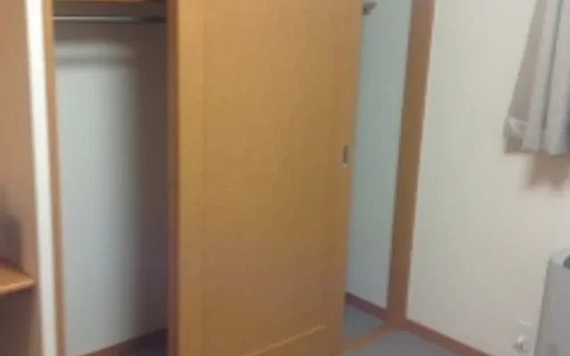 レオパレス月寒ベストフラット 2