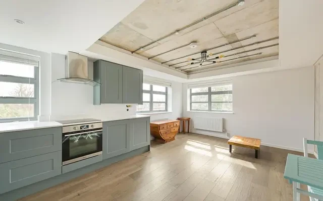 Elm Grove, London, SW19 4ET 0