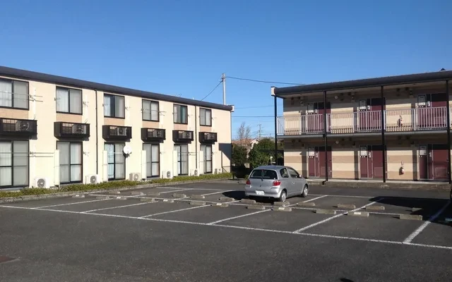 レオパレスサンフラワーⅢ 1