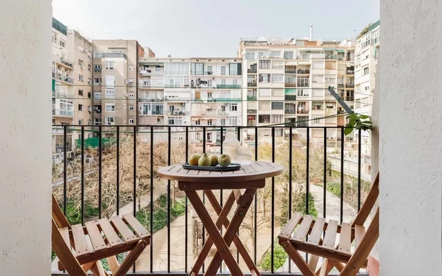 Nil - 2 bedrooms and balcony in Eixample esquerra 2