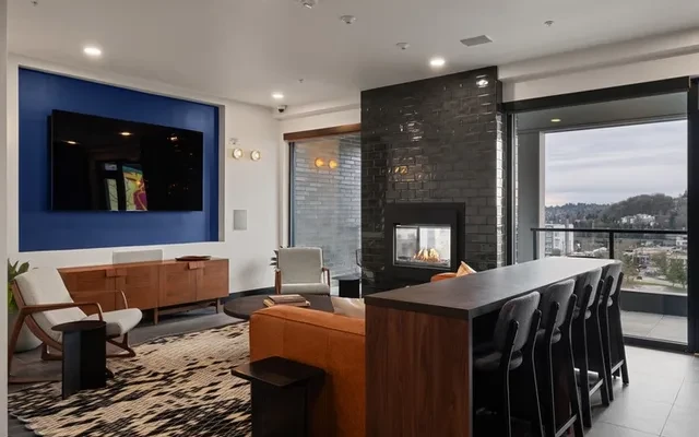 Tapestry Apartments, 104 12th Ave 4
