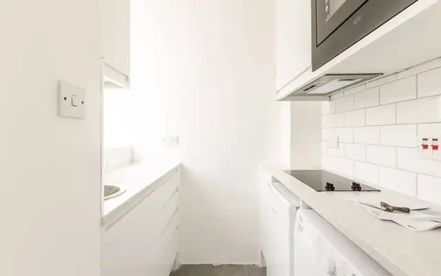 Tavistock Court, Euston, WC1H 1