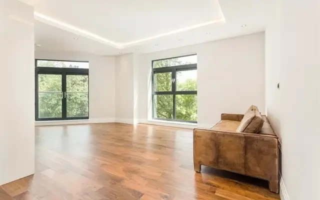 Muswell Hill, London, N10 3PJ 1