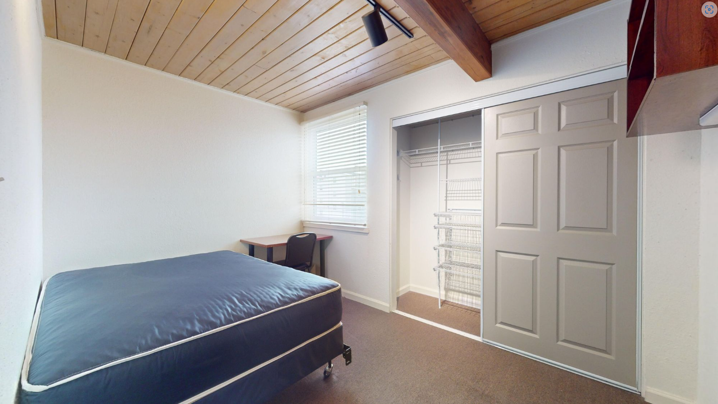 508 E Stoughton 2