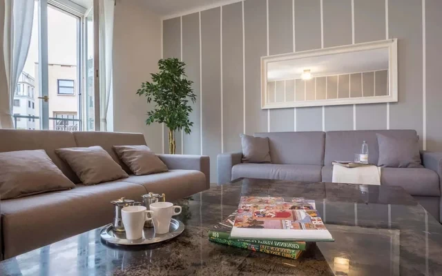 Mazzini Cenacolo: Family flat in the city centre 0