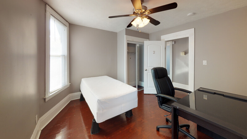 2 bed 1 bath-Apartment 2