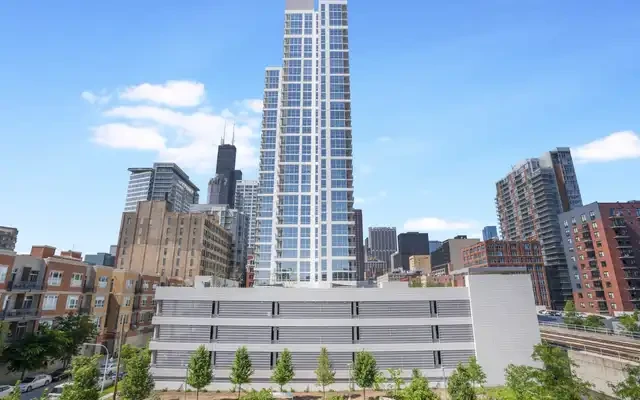 The Elle Apartments 0