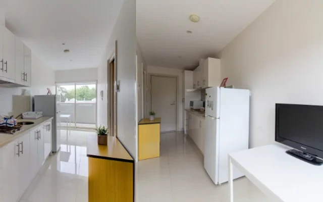 1023 Dandenong Road 2