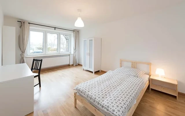 Grunwalderstrasse 119DE-02-042M 0