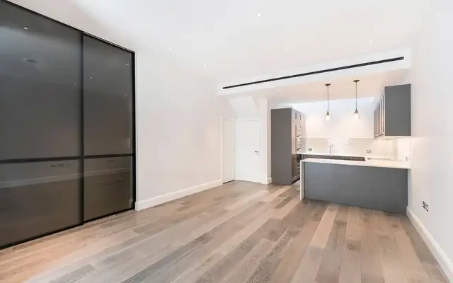 Radnor Walk, Kings Road, SW3 0