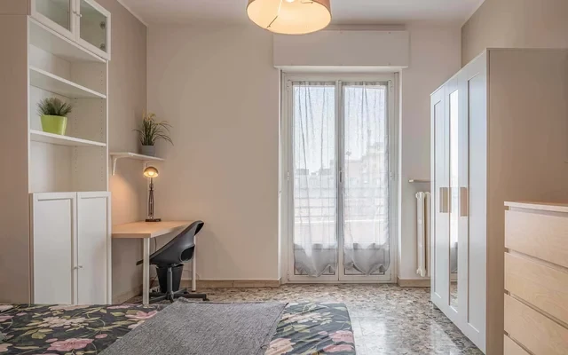 VIA SAINT BON 34 <BR> PRIVATE ROOM S1 4