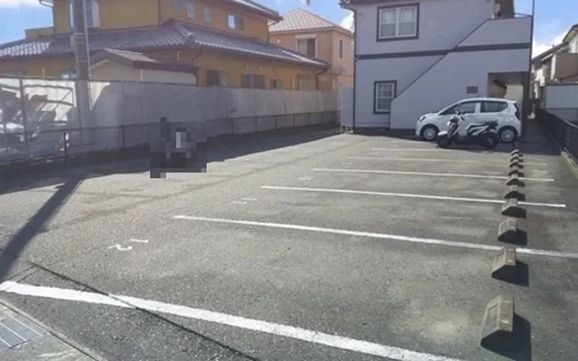 レオパレスシャルム 1