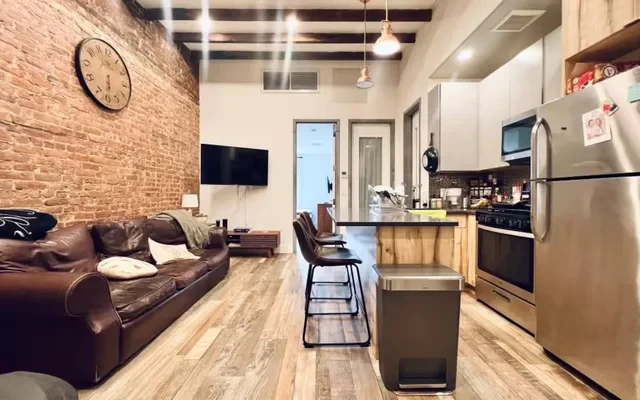 425 Wythe Avenue, Brooklyn 1