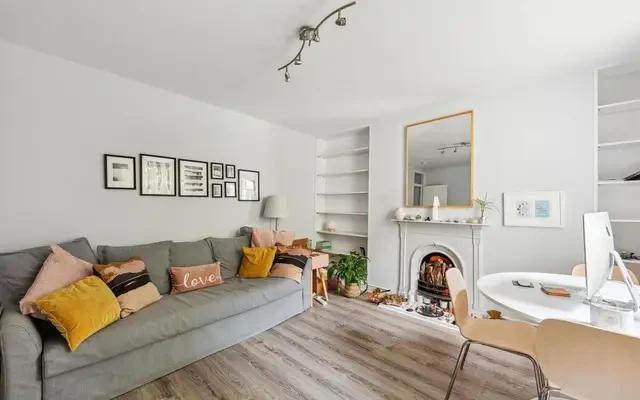 Kildare Terrace, London, W2 5JT 1