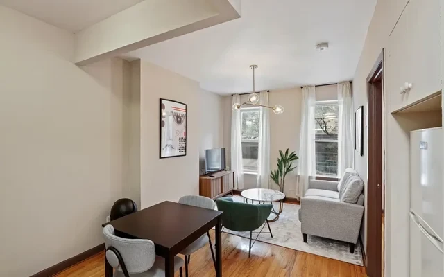 Upper East Side F#543 1