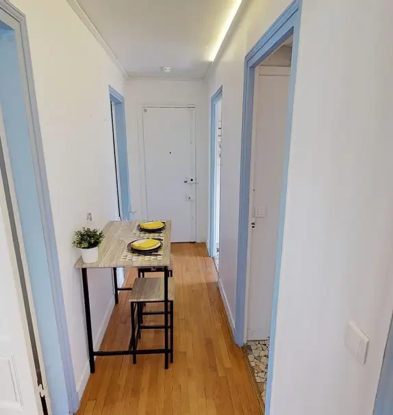 12 Rue Barbes, 92400