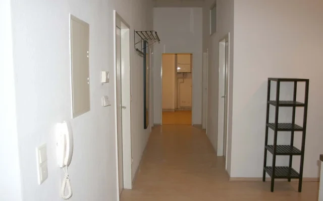 Flughafenstrasse 21DE-01-121M 3
