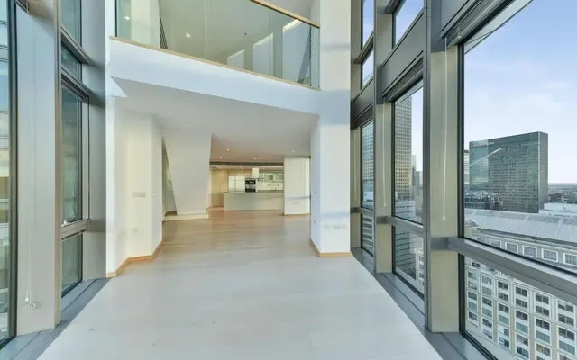West India Quay, Hertsmere Road, London, E14 4EG 4