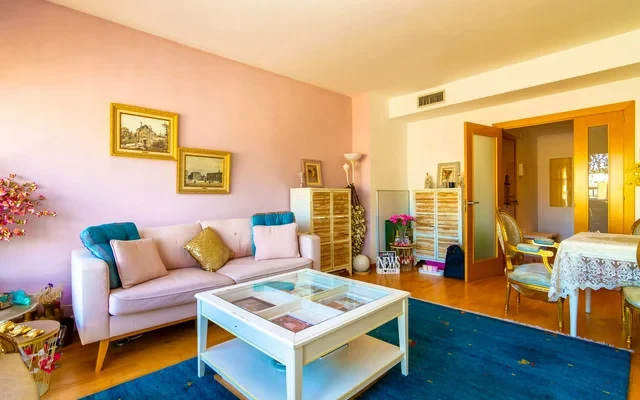 Carrer de Pere IV 2