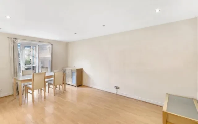 LH-Langbourne Place 2