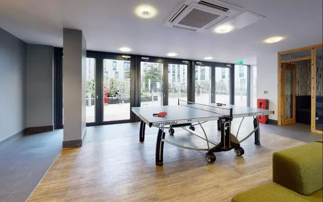 iQ Sterling Court 4