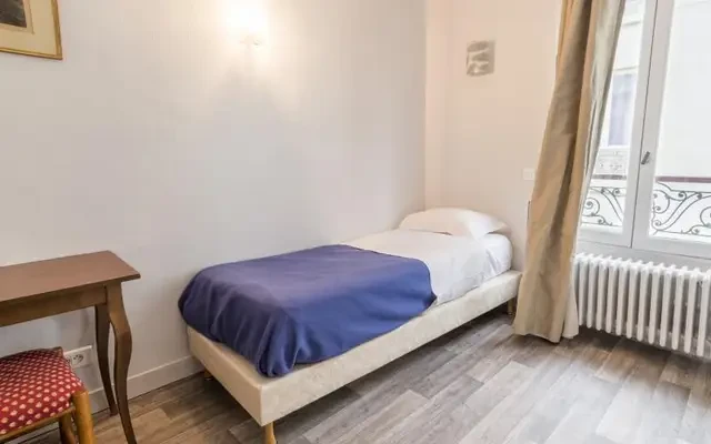 apartment in 18e   Montmartre Pigalle 1