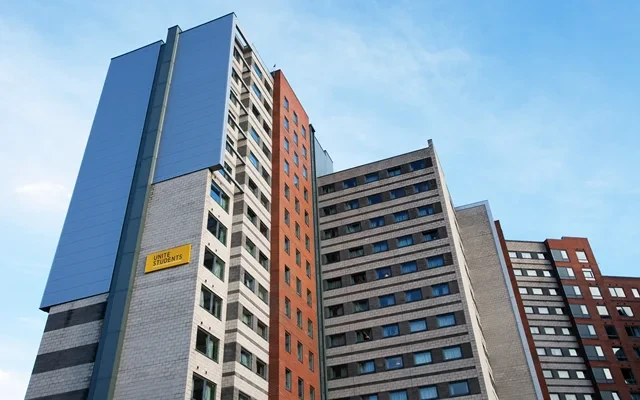 The Plaza 0