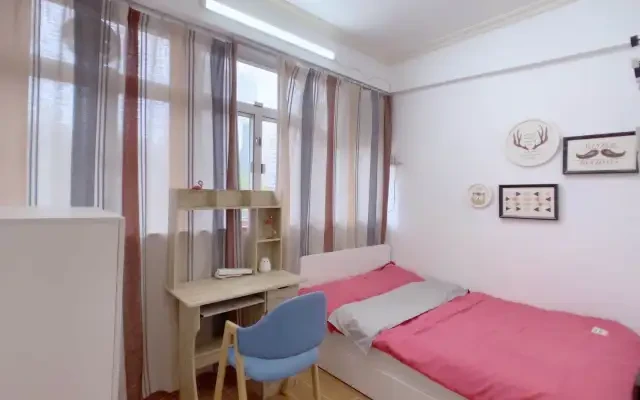 Taiyi Building, 4th floor, four bedrooms and one bathroom 0