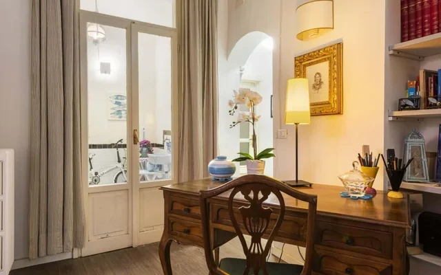 Florence Hideaway 4