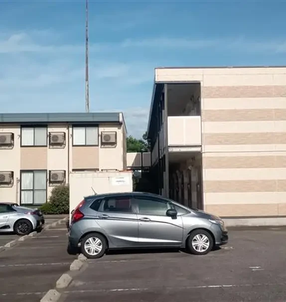 レオパレスエスポワール