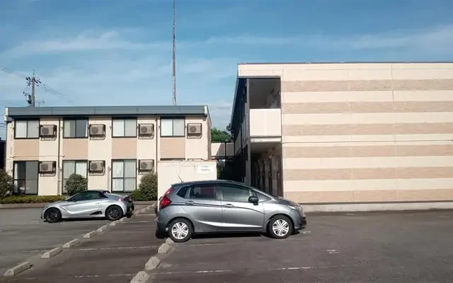 レオパレスエスポワール 0