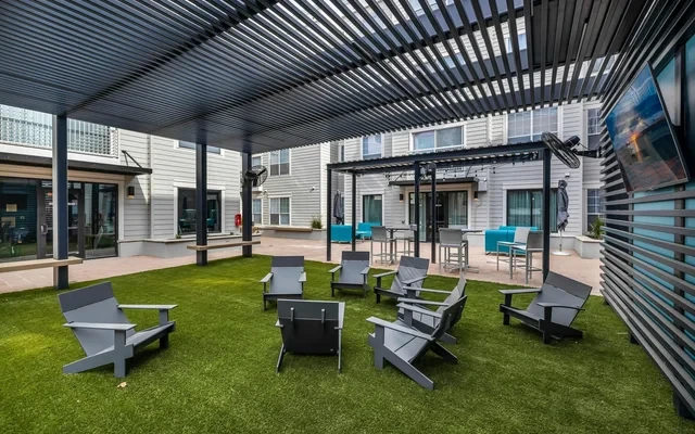 1883 at Cameron House 2