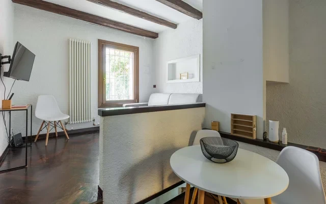 White & Green Duplex 1