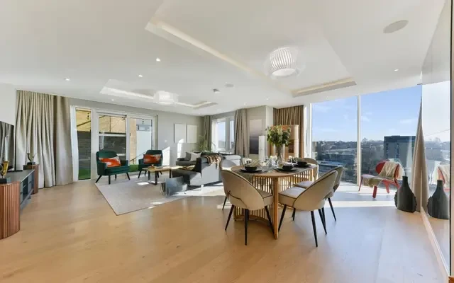 Juniper Drive, London, SW18 1GY 2