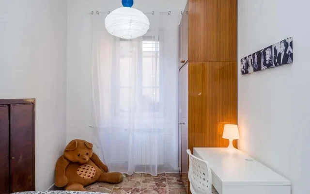 VIA CONCHETTA 2 <br> PRIVATE ROOM S1 1