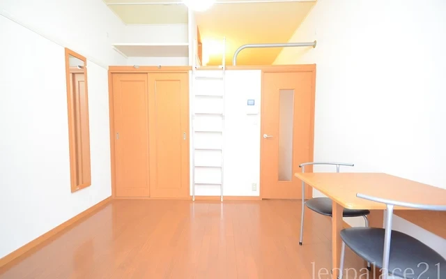 レオパレス徳島 - Tokushima student accommodation - 104号房间(带独立厨房)