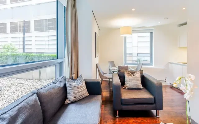 Merchant Square East 12650# 0