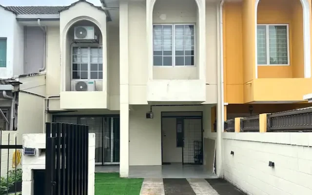 No 73, Jalan PJS 9/18 0