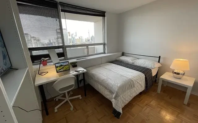 Pearson Housing - Wellesley St 0