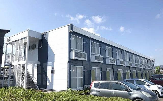 レオパレス南国２番館 0