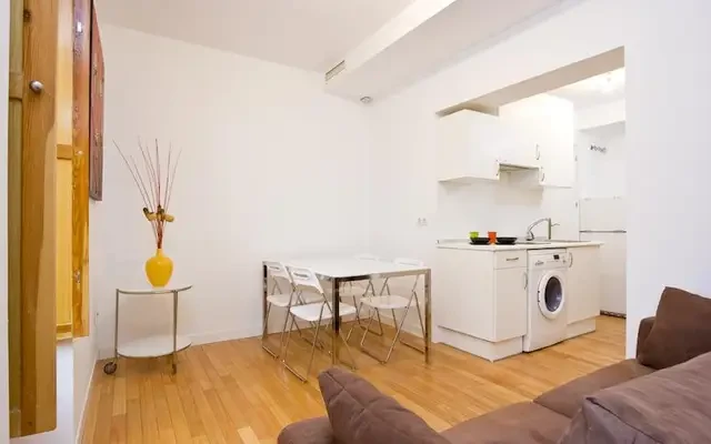 studio in Angel's Gate 4