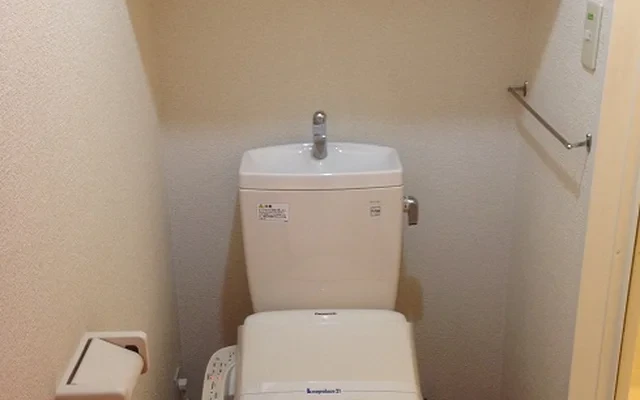 レオパレスプラム 4