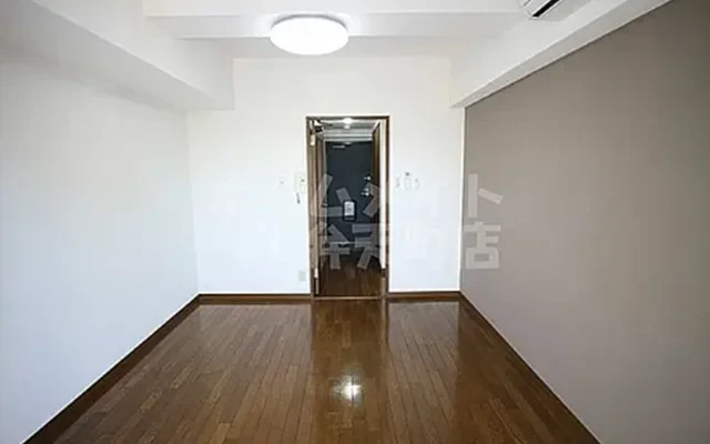 Regal Bentencho Room 502 3