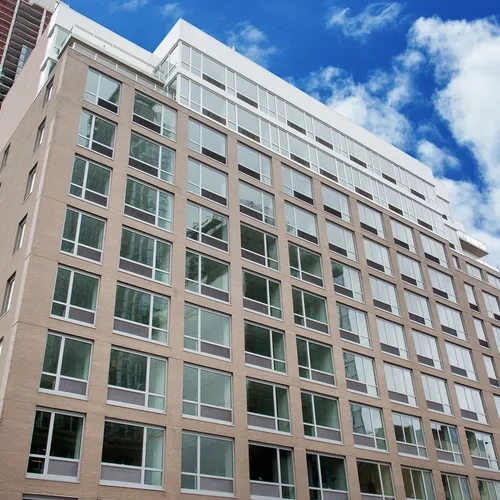 Soaring New York Apartment Rentals: A Sign of Recovery or a Warning Bell?