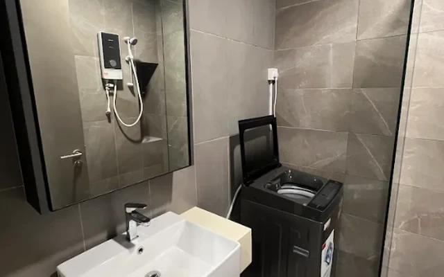 Mossaz @ Empire City 4