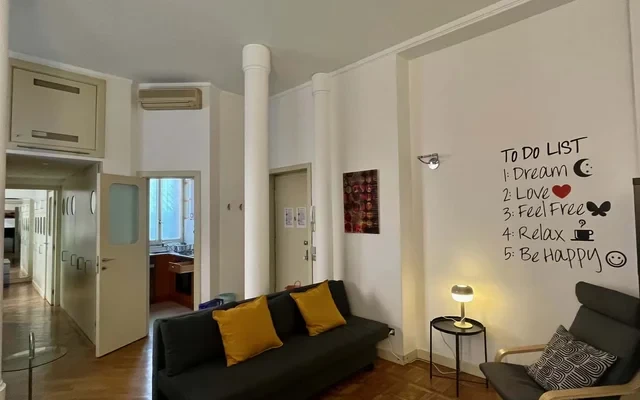Bilocale zona corso Vercelli 4