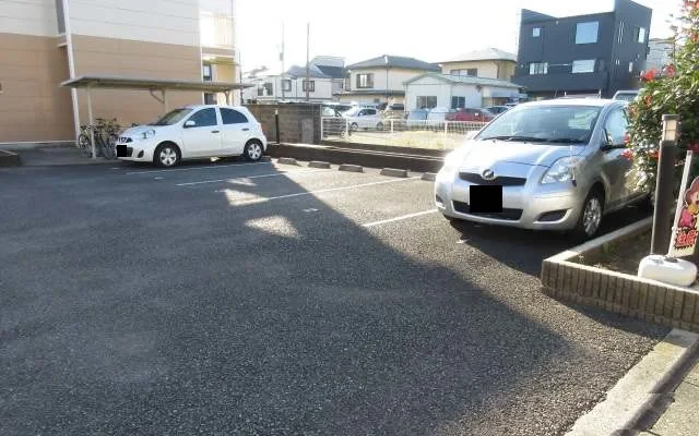 レオパレスアヴニール 1