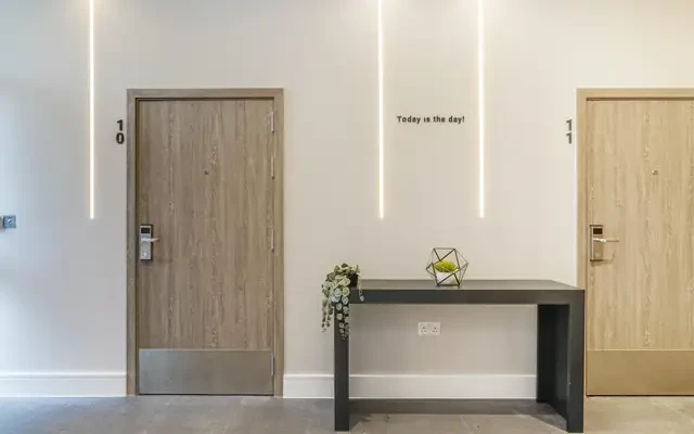 studio in Ealing 0