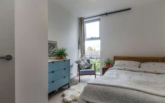 Colonial Drive 12879# 3