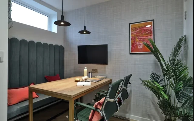 Summit House 4
